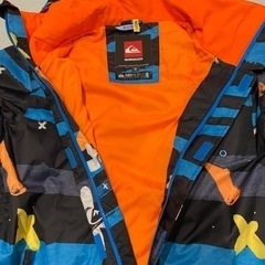 値下げしました　クイックシルバー　スノーウェア　上のみの画像