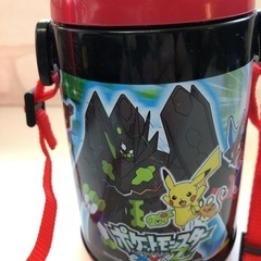 ポケモンの水筒の画像