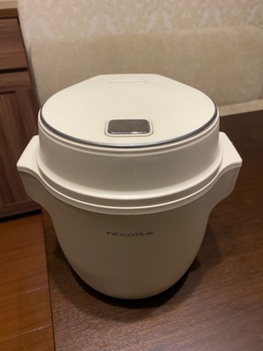 炊飯器　一人暮らし用　2.5合まで　2021年製　タッチパネル