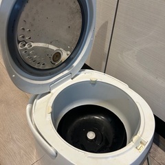 炊飯器の画像