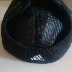 【金沢】adidasブラックキャプ🧢　美品タグ付きの画像
