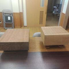 碁盤・将棋盤・中古・500円・脚付き・重量物・現地引き渡し・片方でも可・値段交渉可の画像