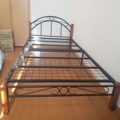 シングルベッド