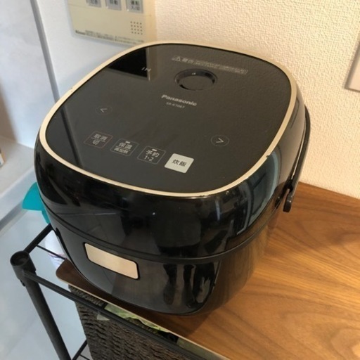 液晶炊飯器