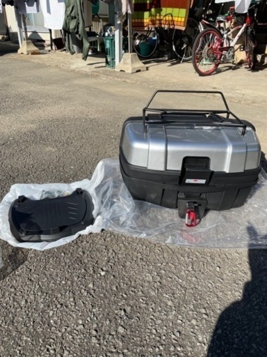 バイク用　トップケース　モトボワット47L