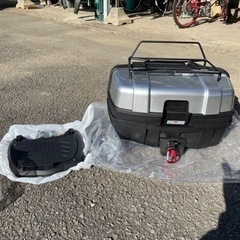 バイク用　トップケース　モトボワット47L