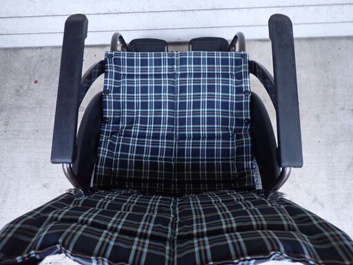 ?【カワムラサイクル】　介助式 次世代型標準車椅子　WAVITシリーズ　WA16-42