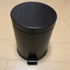 【受け渡し者決定】ゴミ箱 ニトリ【無料】