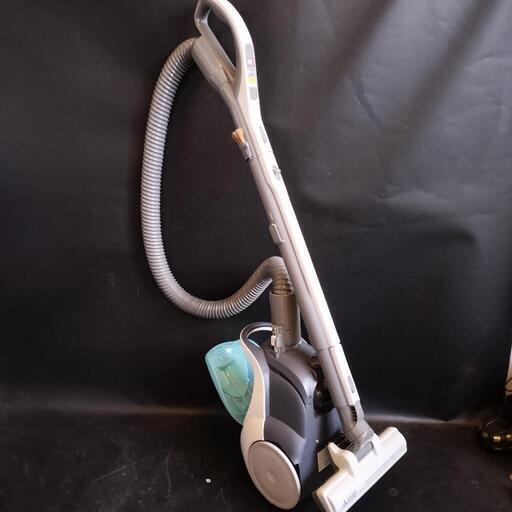 【予約済み】中古品 三菱 MITSUBISHI 500W 紙パック式掃除機 TC-FXF5J-A 2016年製