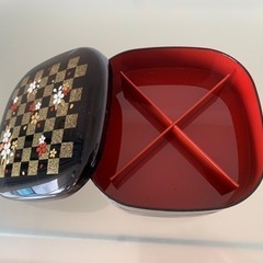 おもてなしや行楽に大活躍！オシャレ漆風重箱　2段の画像