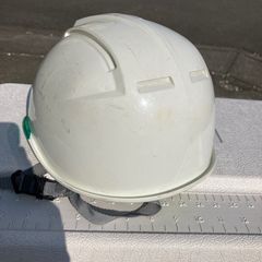 ヘルメットの画像
