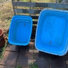 バケツ　大、小