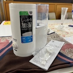 【お買い得‼️】YAMAZEN 山善 スチーム式加湿器　KS1-A083の画像