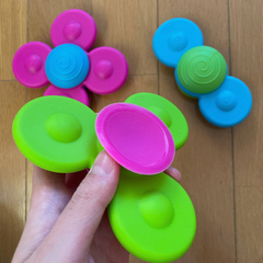 ハンドスピナー　シリコン　おもちゃの画像