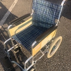 折りたたみ車椅子をお安くお譲りいたします♡