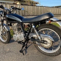 ☆SR400.車検付☆プラグ・グリップ・オイルなど交換済み^_^色々整備で快調！！400cc正統派ネイキッドバイク☆の画像