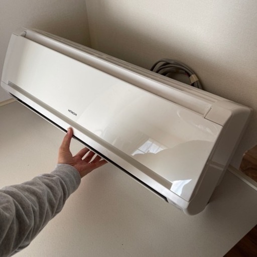 なともさん商談中　日立ルームエアコン　RAS-A22E