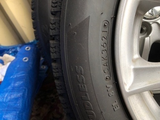 スタッドレスタイヤ　ホイール4本セット　155/65R14