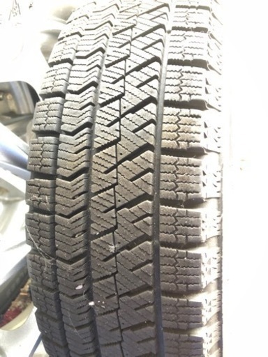 スタッドレスタイヤ　ホイール4本セット　155/65R14