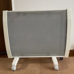 差し上げます　無料　遠赤外線パネルヒーターの画像