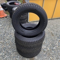 215/65r16 スタッドレス 4本セット