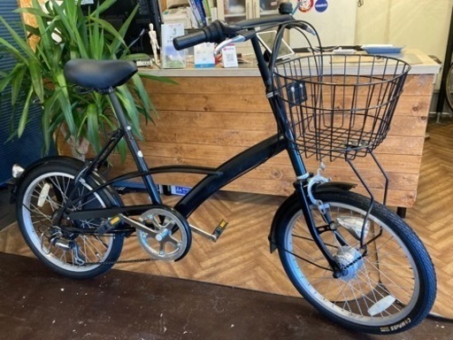 【タイヤ前後新品！LEDオートライト】カゴ・鍵付き！6段変速　20インチミニベロ　マットブラック