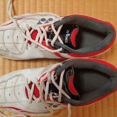 ヨネックスバドミントンシューズ差し上げますの画像