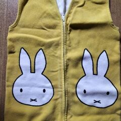 ベビー布団カバーとmiffyスリーパー・新品コムサ靴下の画像