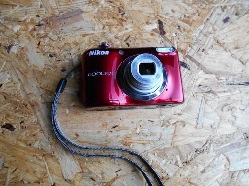 ニコンクールピクス COOLPIX A10 充電なし単3形電池対応 ジャンク品　撮影はできません
