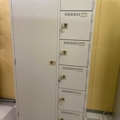 スチール６人用ロッカー
