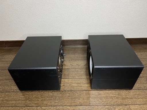 ヤマハ HS50M スピーカー2台（電源ケーブル無しです）