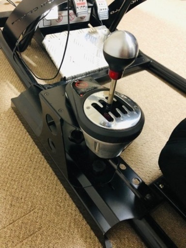 ハンコン　プレイシート　セット　T500RS TH8A GTD-RS ハンコン用のドライビングシートGTD-RS ロッソモデロをレビュー【PS4