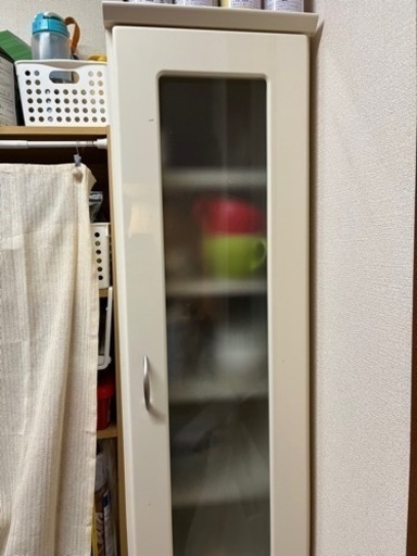細長い食器棚　30㎝×175㎝　奥行40〜43㎝