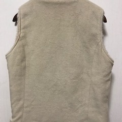 値下げ　もこもこベストの画像