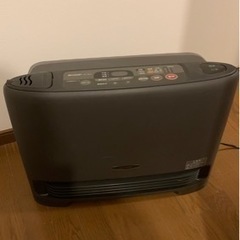 加湿・蓄熱セラミックファンヒーター　HX-SE4　シャープ