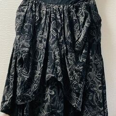 レディース服　スカート
