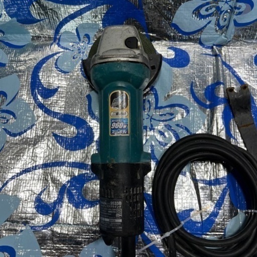 ◆makita ディスクグラインダー　モデル9533B◆◆◆
