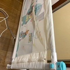 ベビー用のベッド柵