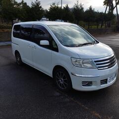日産セレナの画像