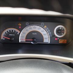 日産セレナの画像