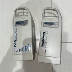 YAMAHA PAS BRIDGESTONE 自転車　バッテリー　２つの画像
