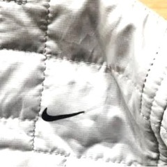NIKE メンズ　ゴルフウェア　中綿　アウター　XLサイズ　 ホワイトの画像