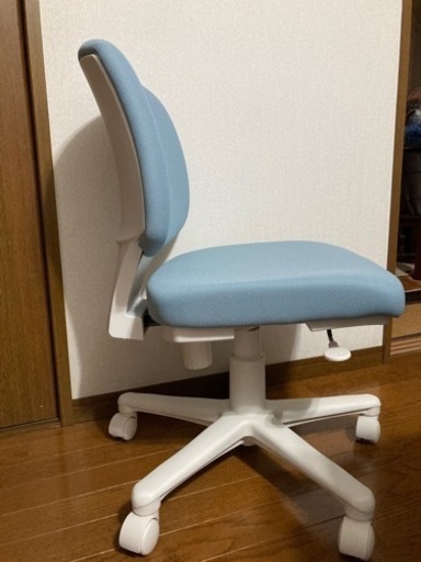 イトーキ オフィスチェア新品