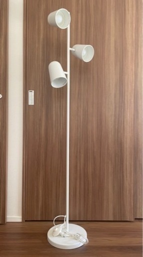 ※値下げしました※【美品】IKEA スタンドランプ　HUDENE  フーデネ　電球付き