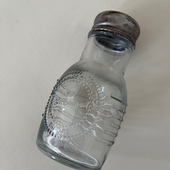 【未使用/無料】塩コショウケース（Niko and）の画像