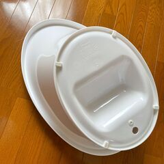 ベビーバス Shnuggle シュナグル ホワイト×グレーの画像