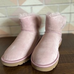 【未使用】UGG ピンク 25cm【箱あり】