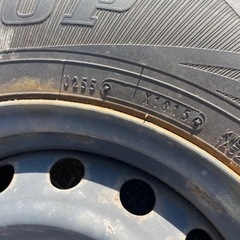 スタッドレスタイヤ　ウインターマックス　195 80R15の画像