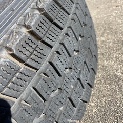 スタッドレスタイヤ　ウインターマックス　195 80R15の画像