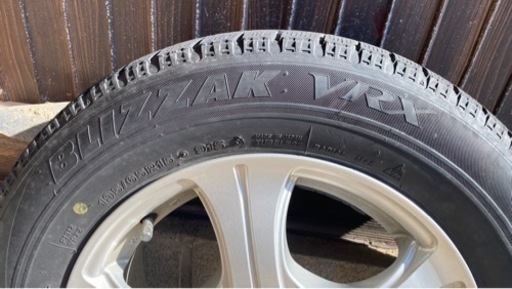 スタッドレスタイヤ　VRX 195/65R15